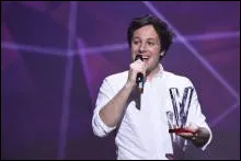 En quelle ann&eacute;e a-t-il remport&eacute; la Victoire de la musique comme "Meilleur artiste masculin de l'ann&eacute;e" ?