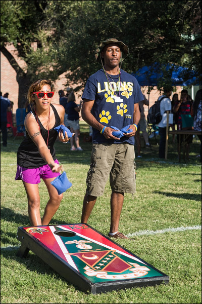 Dans quel pays joue-t-on au "cornhole" ?