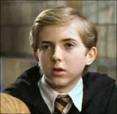 Qui est cet élève de Poufsouffle ?