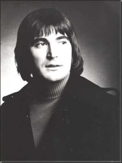 Quel est le titre de son premier album studio, en 1968 ?