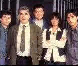 Dans quelle s&eacute;rie t&eacute;l&eacute;vision a-t-il incarn&eacute; le commissaire Victor Paparel, en 1994 ?