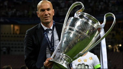 Combien de "Ligue des champions" Zinedine Zidane a-t-il remportées en tant qu'entraîneur du Real Madrid ?
