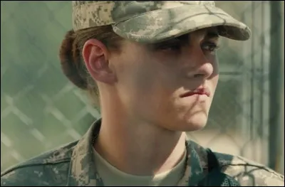 Kristen Stewart est une militaire dans...