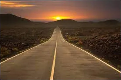 Elle nous barre la route lorsque l'on a du mal à s'en sortir.