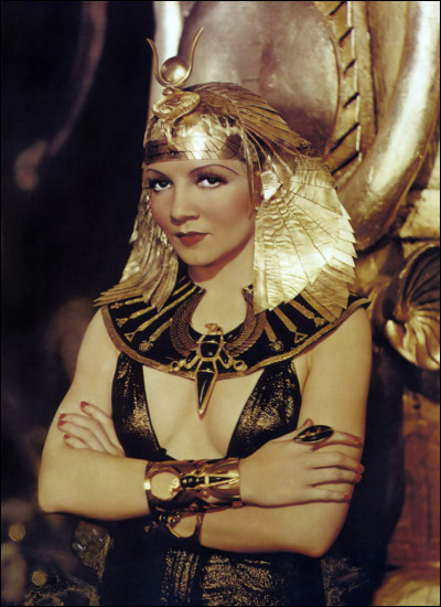 À quelle dynastie appartenait-elle ?