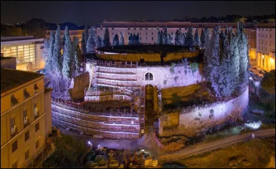 Quel empereur romain fut soupçonné d'avoir commandité le grand incendie de Rome ?