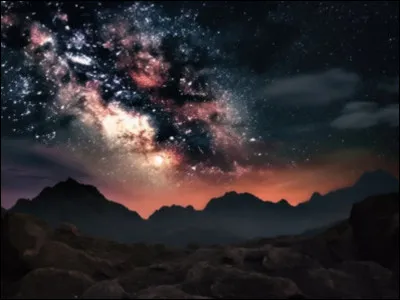 7ème planète : 
Ma durée de jour : 0j 17h 14m
Ma distance au Soleil : 2,871 milliards km
Ma masse : 8,681 × 10^25 kg (14,54 M⊕)
Mon rayon est de : 25 362 km
Ma date de découverte : 13 mars 1781
Je suis bleue.
Qui suis-je ?