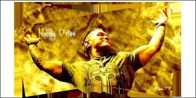 Lors du Draft, il perd un Triple Threat match pour l'aspirant n1 au titre de Champion de la WWE  cause de ?