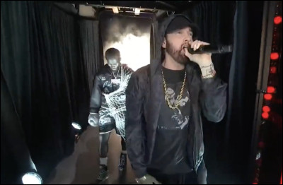 En 2000, Eminem a été nominé pour combien de Grammy Awards ?