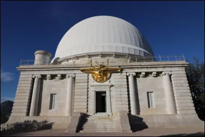 Gustave Eiffel a réalisé d'autres ouvrages en France comme le Viaduc de Garabit, l'ossature du Palais Galliera etc. Il a aussi collaboré sur ce bâtiment de plus de 100 tonnes appelé "Grand équatorial" inauguré en 1887. Quel est cet édifice dont le mécanisme a été mis en place par Eiffel ?