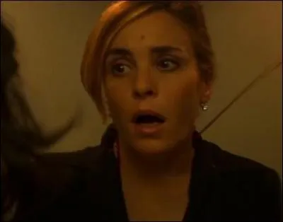 Comment meurt la mre de Sarah ?