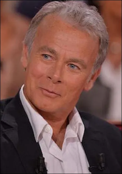 Quel est le titre du film dans lequel Franck Dubosc se retrouve seul pour garder ses enfants ?