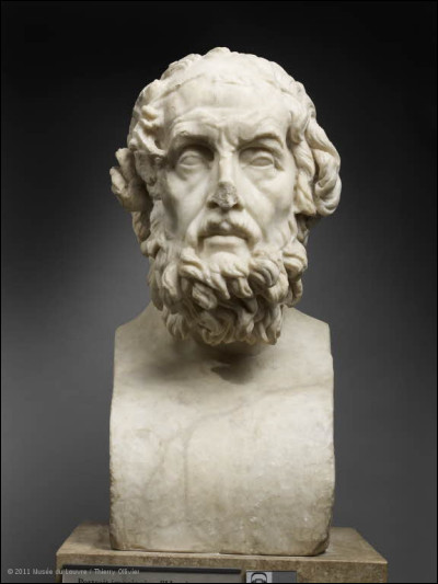 Dans son épopée comique intitulée ''Batrachomyomachia'' contre qui Homère fait-il se battre les grenouilles ?