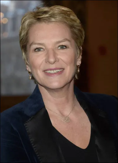 Qui est Élise Lucet ?