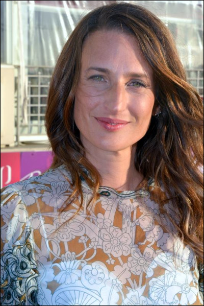 Avec quelle mini-série Canal, l'actrice Camille Cottin s'est-elle fait connaître ?