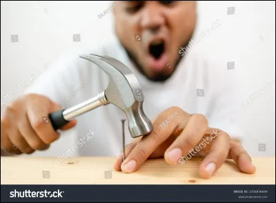 Quand tu te fais mal, ta première réaction est...