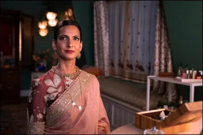 De qui Nalini va-t-elle se rapprocher ?