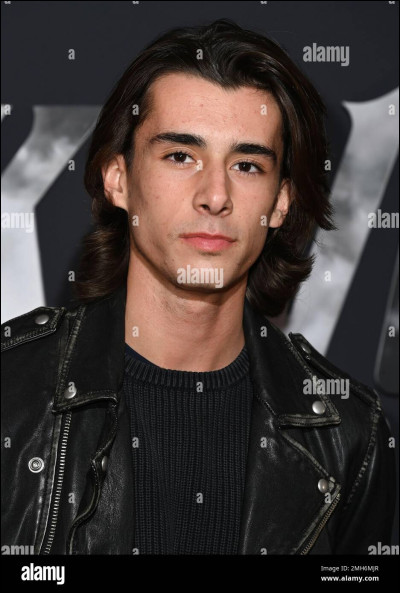 Qui interprète le rôle d'Ajax ?