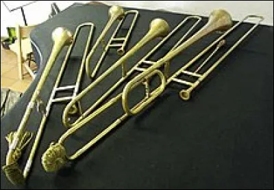 Quel est le nom de l'ancêtre du trombone ?
