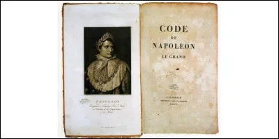 Que concerne le deuxi&egrave;me livre du Code civil ?