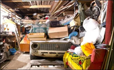 Comment se nomme au Québec un vide-grenier chez un particulier ?