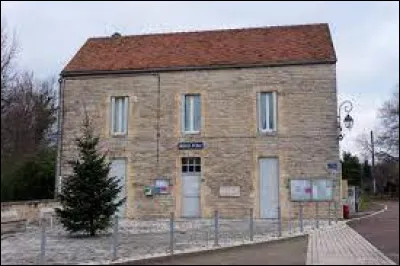 Village Côte-d'Orien, Fain-lès-Montbard se situe en région ...