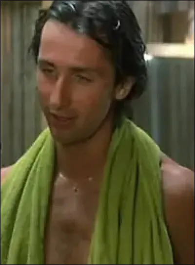 Comment s'appelle cette comédie avec Lhermitte ?