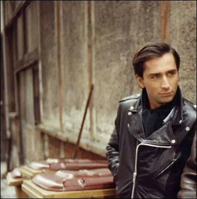 Comment s'intitule cette comédie avec Lhermitte ?