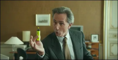 Cette comédie avec Lhermitte est...