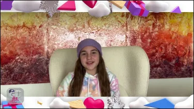 Quelle est cette youtubeuse ?