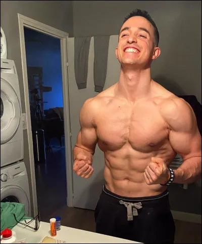 Quel est ce youtubeur ?