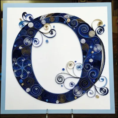 Obélisque : pouvez-vous cocher la bonne description de ce monument de l'architecture égyptienne ?