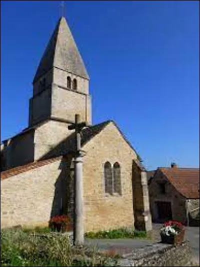 Village Saône-et-Loirien, Saint-Martin-du-Tartre se situe dans l'ex région ...