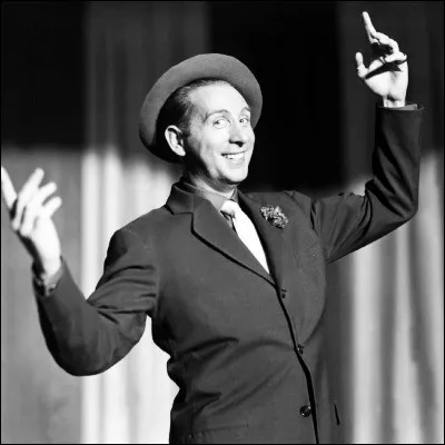 Dans quelle chanson Charles Trenet raconte-t-il le beau rêve dun homme à la vie morne et monotone ?