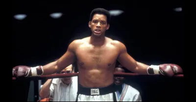 Dans ce film, il incarne un boxeur légendaire. Le film retrace sa vie et sa carrière, mettant en lumière son ascension vers la gloire en tant que champion du monde des poids lourds, ses luttes pour la liberté et l'égalité en dehors du ring, ainsi que ses relations personnelles. Quel est-il ?