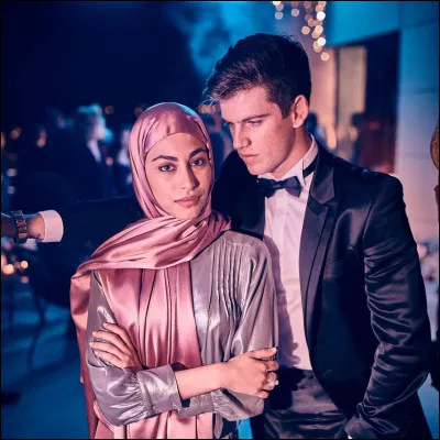 De quelle origine Nadia est-elle ?