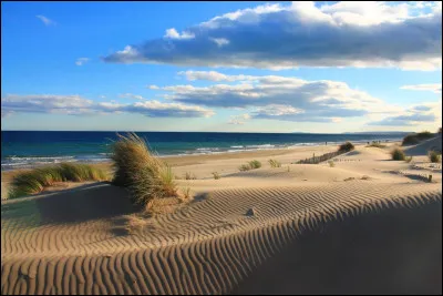 À Mia : où se situe la belle plage de l'Espiguette ?