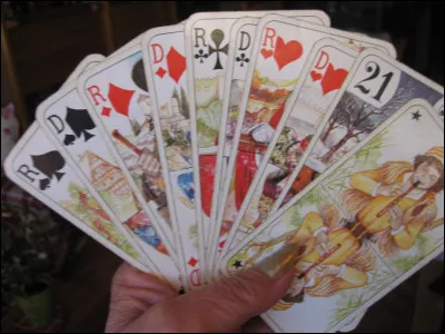 À ASM : comment se distribuent les cartes au jeu de tarot ?