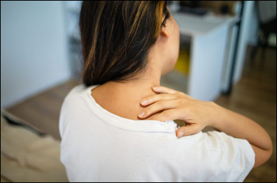 Complète l'expression suivante : J'ai un mal de...