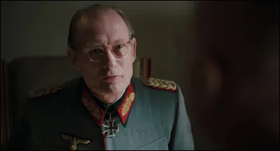 Comment s'intitule ce film historique avec Nighy ?