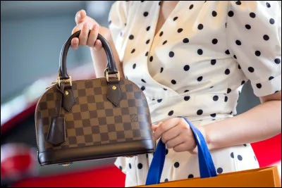 Ton partenaire t'a achet&eacute; de la contrefa&ccedil;on, comment r&eacute;agis-tu ?