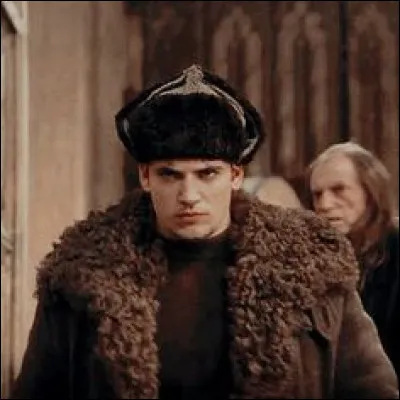 Dans ''Harry Potter et la Coupe de feu'', l'école de Dumstrang est accueillie par Poudlard, mais d'où vient-elle ?