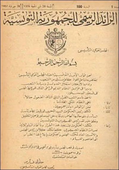 Quelques mois plus tard, et bien loin de là, la Tunisie devient le premier pays du Maghreb à retrouver son indépendance. Le 20 mars 1956, un protocole d'accord parachève la convention du 3 juin 1955. La Tunisie devient rapidement une république. Son premier président est...