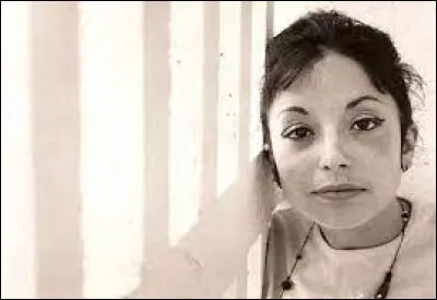 A quelle romancière française, ancienne prostituée et délinquante, doit-on les romans "L'Astragale", "La Traversière" et "La Cavale" ?