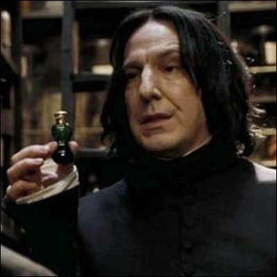 Dans ''Harry Potter et le Prisonnier d'Azkaban'', le professeur Rogue remplace le professeur Lupin, mais quelle page demande-t-il ?