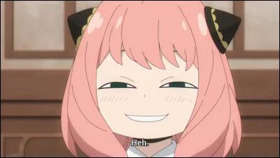 Lorsqu'elle rentre à l'école, Anya se vante d'avoir croisé des méchants comme Barnaby, le crapaud aux chaînes mortelles, Yoplaman, etc. Mais qui, (selon elle) est le boss des méchants ?