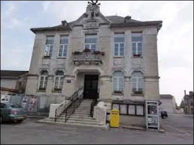 Village Axonais, au confluent de l'Aisne et de la Retourne, Neufchâtel-sur-Aisne se situe dans l'ex région ...