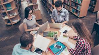 Veux-tu que le livre raconte l'histoire d'une seule personne, ou au contraire de plusieurs personnes ?