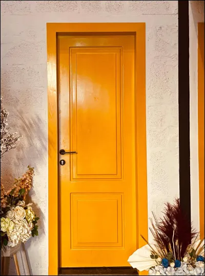 Un nouvel arrivant fait son entr&eacute;e ; que fais-tu ?