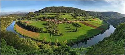 Petit village de 64 habitants, dans un m&eacute;andre du Doubs, Esnans se situe en r&eacute;gion ...